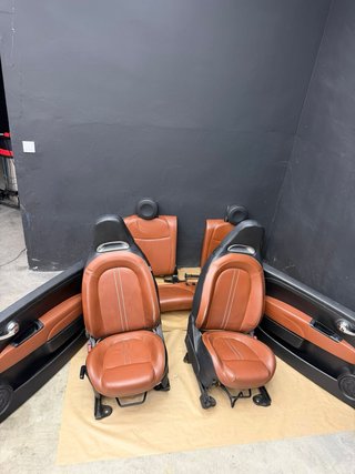 Interior Abarth Asientos y Paneles