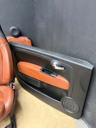 Interior Abarth Asientos y Paneles