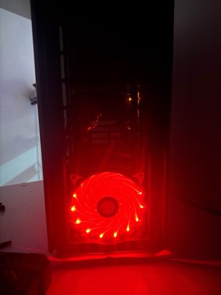 PC Gaming ASUS Radeon Negro/Rojo