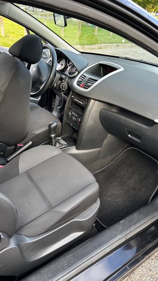 Peugeot 207 full LED 1.4 VTI 2010
