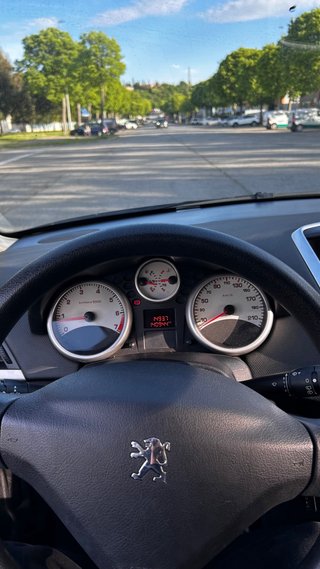 Peugeot 207 full LED 1.4 VTI 2010