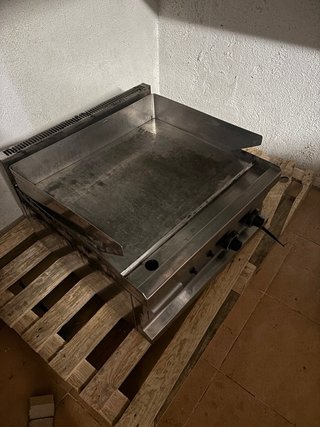 Plancha de gas profesional y industrial