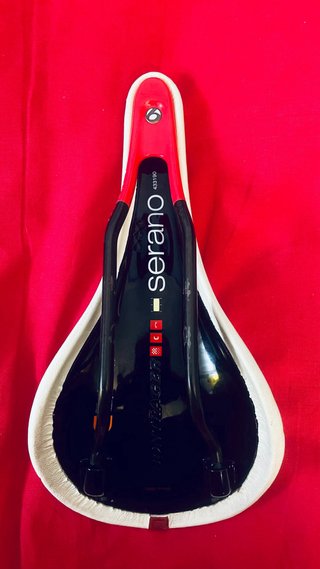 Sillín Bontrager Serano RXL Carbono