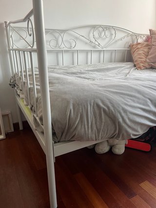 Armazón de cama de metal blanco