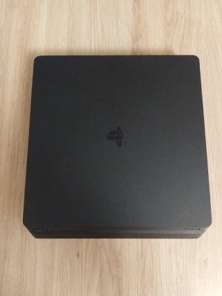 Playstation 4 (PS4 Slim 13.00)