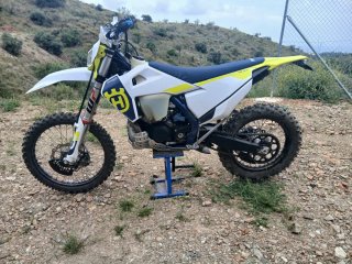 Husqvarna TE 300 2023 Enduro