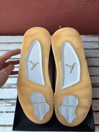 Jordan 4 Retro Shimmer W Beige