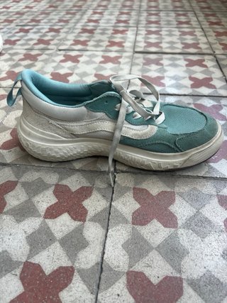 Vans VR3 CUSH Talla 38.5 Beige/Verde, cómodas.