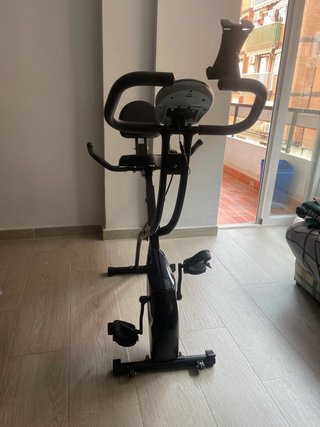 Bicicleta Estática BH Fitness B1500 Plegable