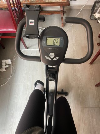 Bicicleta Estática BH Fitness B1500 Plegable