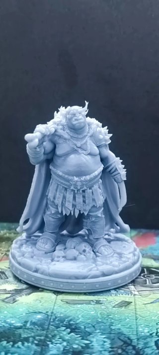 Figura Lord Ogro con Hacha y Cuchillo