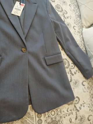 Americana azul talla M nueva