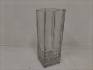 Jarrón de cristal transparente