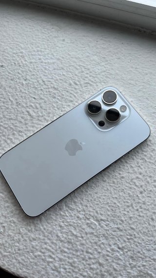 iPhone 14 Pro 256GB Plata - Batería 76%