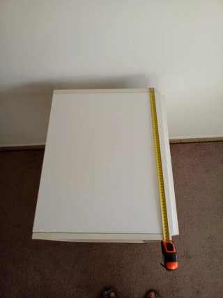Mesa auxiliar plegable blanca