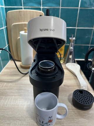 Cafetera Nespresso Vertuo Pop Blanca