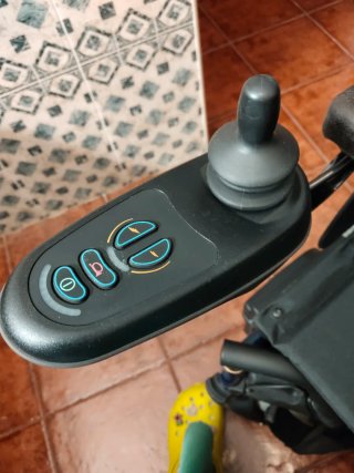 Silla de ruedas eléctrica  plegable Quickie F35 R2