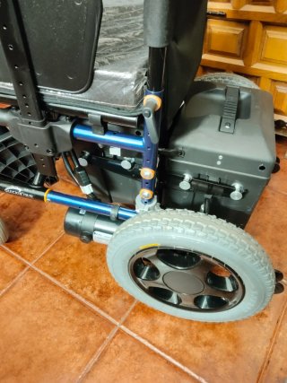 Silla de ruedas eléctrica  plegable Quickie F35 R2