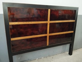 Cabecero de madera y cristal