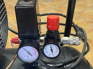Compresor de aire CEVIK PRO 3HP de 100 litros