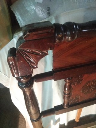 Cabecero antiguo madera tallada