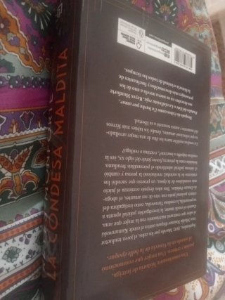 "La condesa maldita'=4€+regalo