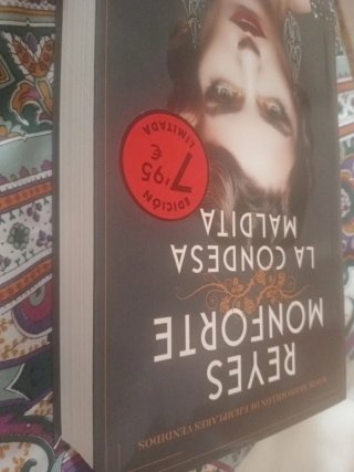 "La condesa maldita'=4€+regalo