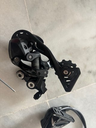 Shimano 105 - Juego de cambios y frenos
