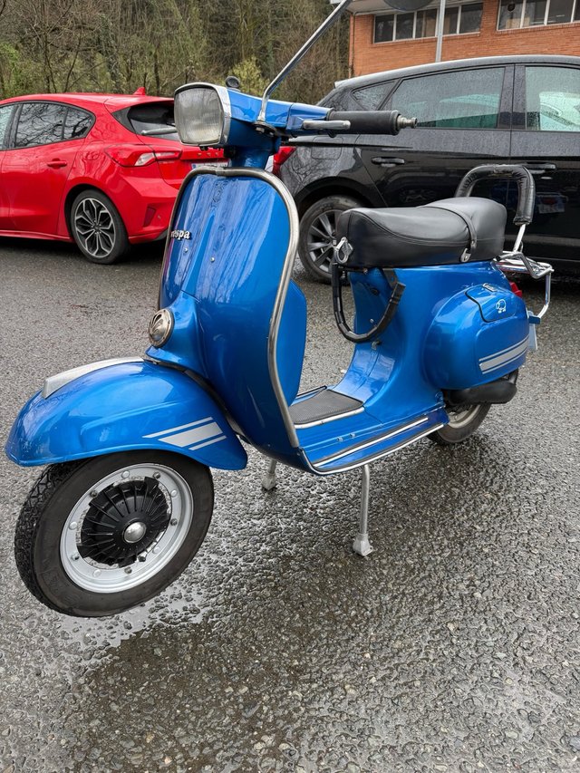Vespa PK Primavera Azul