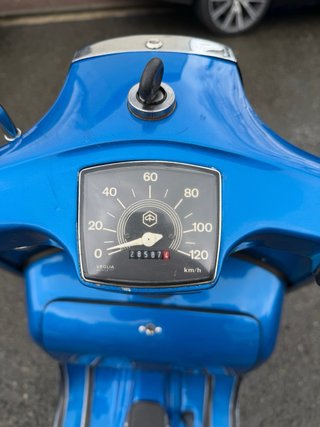 Vespa PK Primavera Azul