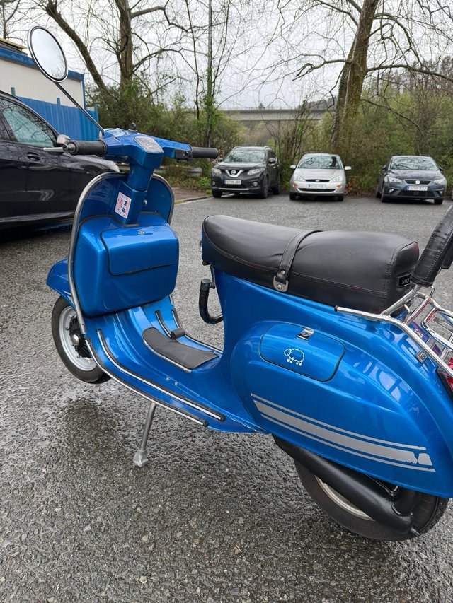 Vespa PK Primavera Azul