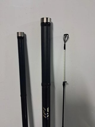 Caña Surfcasting Daiwa Emblem Surf tipe R