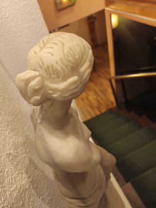 Estatua de mármol Venus