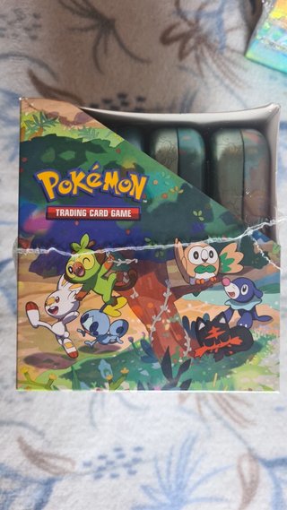 Mini Tins  display Celebrations Pokémon Inglés