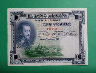 2 B. de 100 pesetas antiguas Banco España.