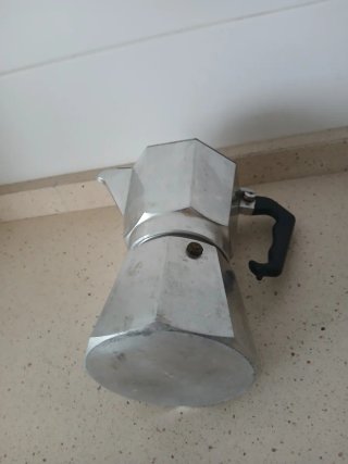 Cafetera italiana de aluminio