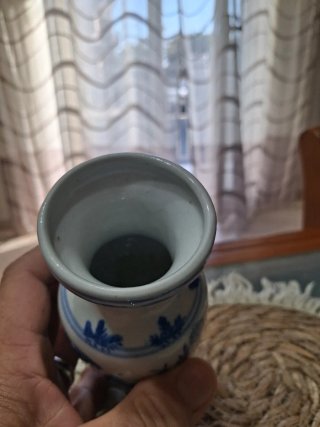 Vasetto cinese dipinto a mano vintage