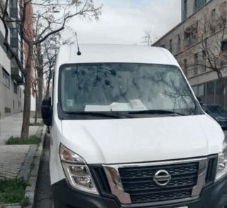 Nissan NV400 2021