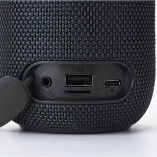 ALTAVOZ BLUETOOTH CON LUCES DINÁMICAS LED