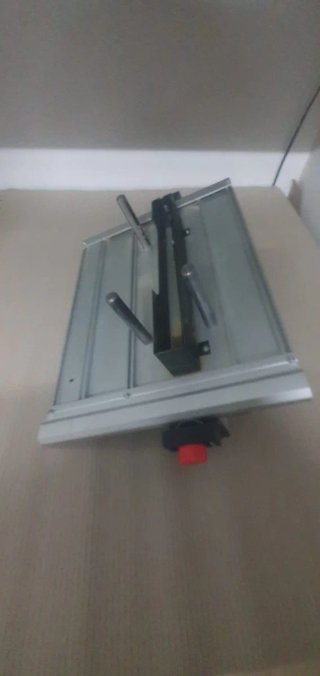 Mesa ingletadora Wurth