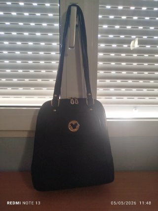 Sandalias de mujer negras y beige, regalo bolso