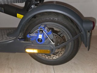 Patinete Eléctrico Xiaomi + Cargador