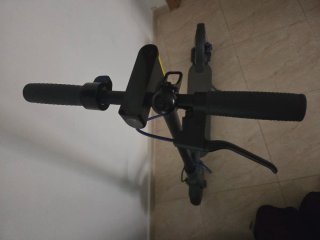 Patinete Eléctrico Xiaomi + Cargador