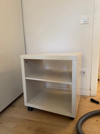 Mueble bajo auxiliar con ruedas