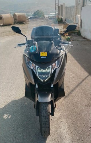 Honda Integra 750 S