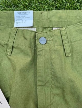 Pantalón corto cargo Carhartt verde