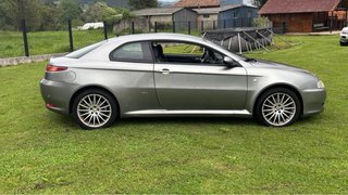 Alfa Romeo GT 1.9 JTD