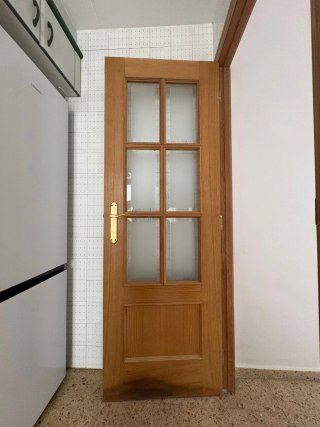 Puerta doble interior madera con + Puerta simple