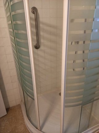 Mampara de ducha curva cristal y plástico