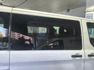 Cristal Puerta Corredera lado derecho Ford custom